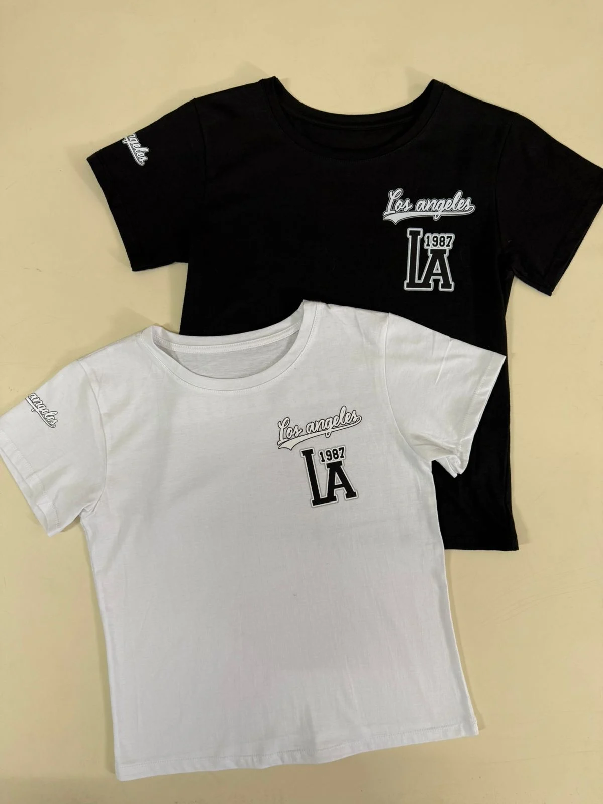 Remera estampa "LOS ANGELES" (Algodon)