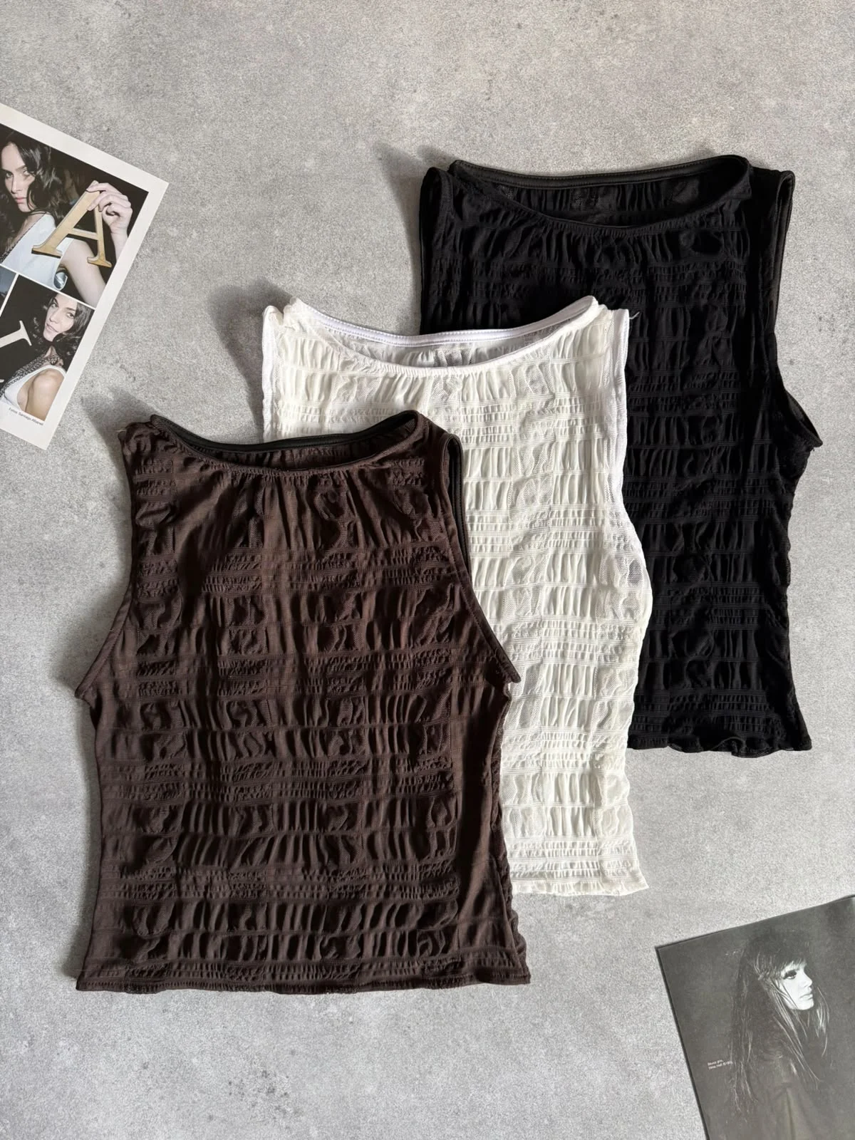 Musculosa "VICTORIA" cuello bote (Tul Crinkle)