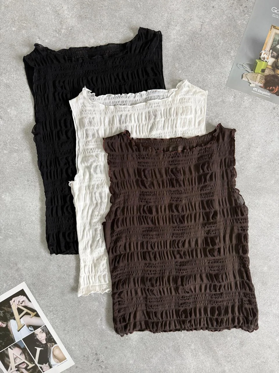 Musculosa "VICTORIA" cuello bote roulotte (Tul Crinkle)